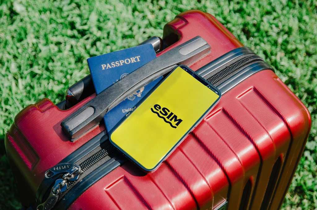 International eSIM